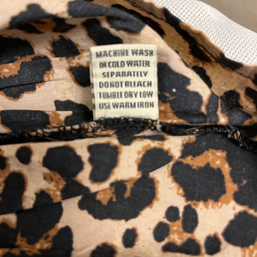 Sim & Sam Leopard Print Women's Tie Up Top Size M NWT - Picture 9 of 10
